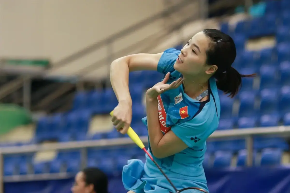 nguyen thuy linh cau long (1)